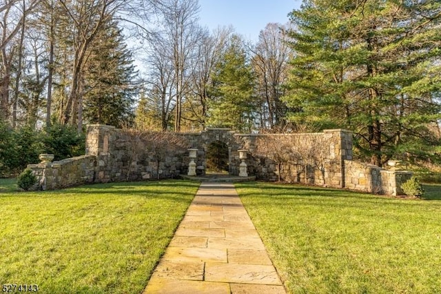 12 Canfield Rd, Morris Twp, NJ 07960 - view of green lawn