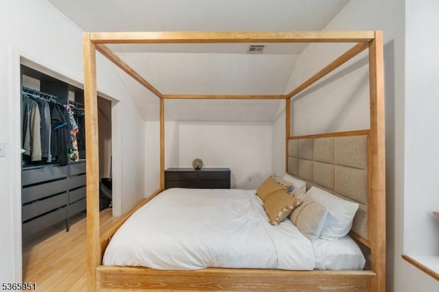 87-02 Centre St Unit 2, Nutley Twp, NJ 07110 - bedroom featuring lofted ceiling, wood finished floors, and a closet