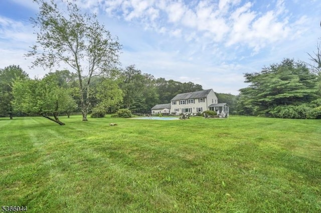 202 N Rd, Chester Twp, NJ 07930 - view of green lawn