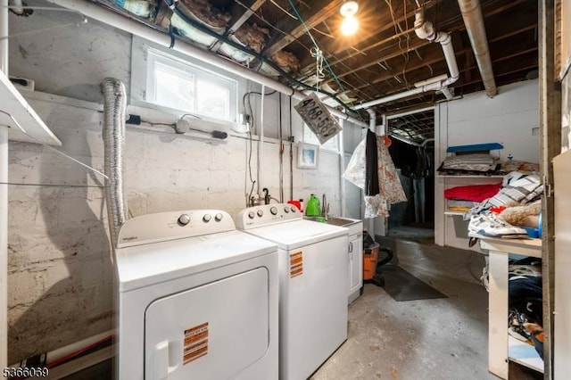 9 Beavers St, High Bridge Boro, NJ 08829 - washroom featuring independent washer and dryer