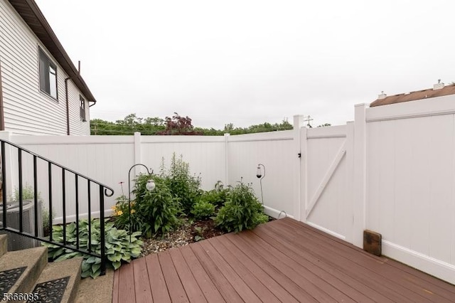 167 Riva Dr, Mansfield Twp, NJ 07840 - wooden terrace featuring a gate
