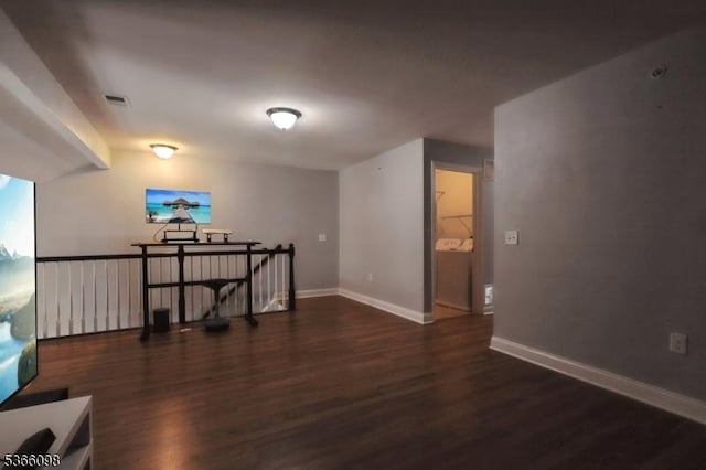 28 Elston Ct Unit 28, Wanaque Boro, NJ 07420 - empty room featuring wood finished floors and baseboards