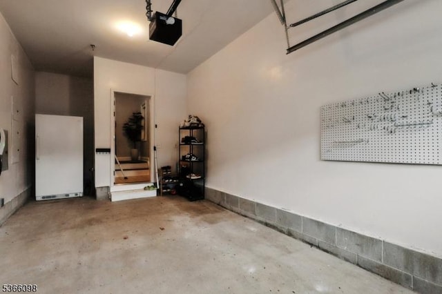 28 Elston Ct Unit 28, Wanaque Boro, NJ 07420 - garage with a garage door opener