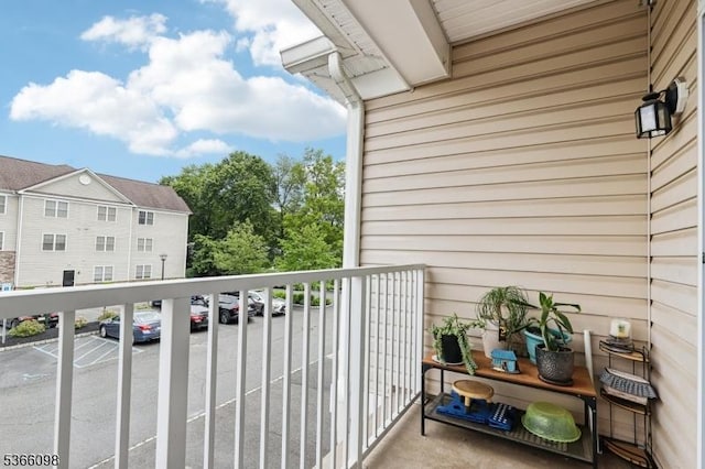 28 Elston Ct Unit 28, Wanaque Boro, NJ 07420 - view of balcony