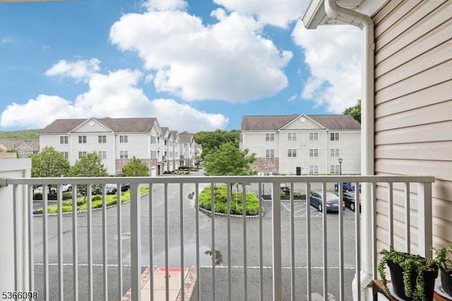 28 Elston Ct Unit 28, Wanaque Boro, NJ 07420 - balcony with a residential view