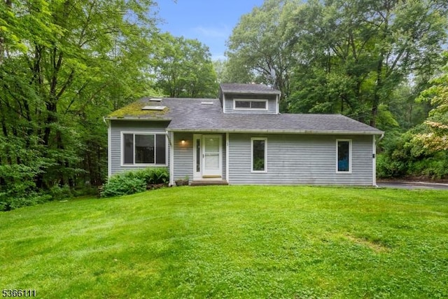 1 Lee Hill Rd, Byram Twp, NJ 07821 - view of front of house with a front yard and roof with shingles