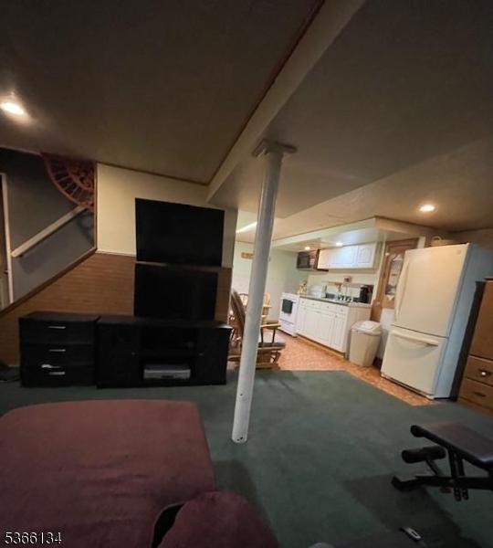 136 N 21st St, Kenilworth Boro, NJ 07033 - view of living area