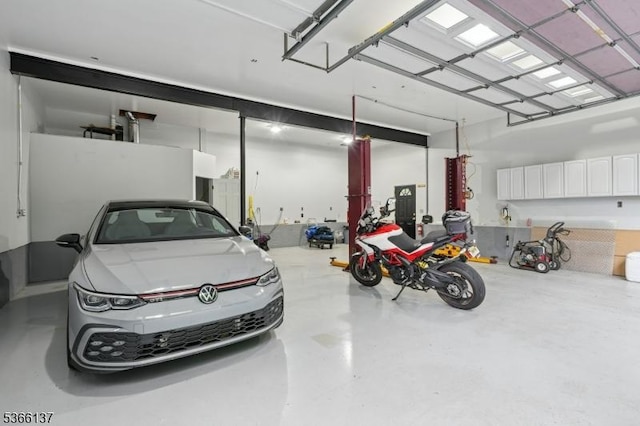 4 Knollwood Ln, Hardyston Twp, NJ 07460 - view of garage