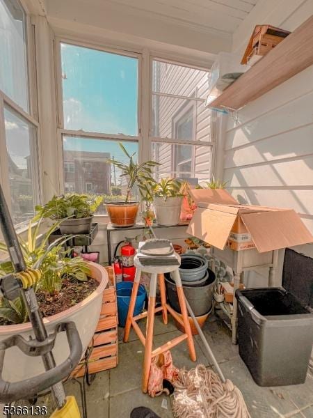 453 Beardsley Ave, Bloomfield Twp, NJ 07003 - sunroom with plenty of natural light