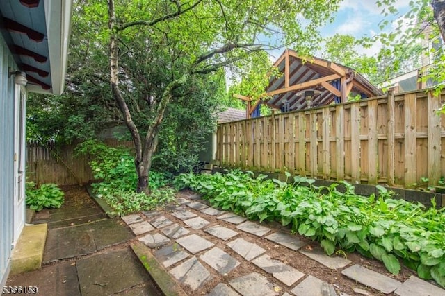 6 Mc Clintock Pl, Parsippany-Troy Hills Twp, NJ 07878 - view of fenced backyard