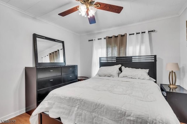 24 Roxbury Dr, Roxbury Twp, NJ 07847 - bedroom with crown molding, wood finished floors, and ceiling fan