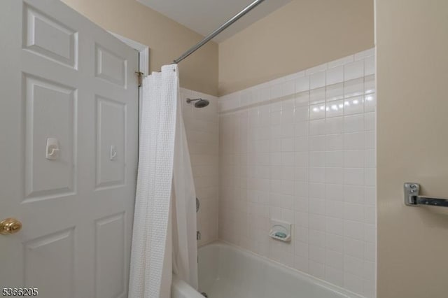 1305 S Branch Dr, Readington Twp, NJ 08889 - bathroom with shower / bathtub combination with curtain