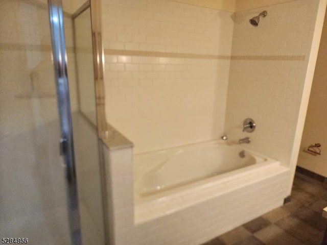 1-23 Pine Cres Unit 23, Vernon Twp, NJ 07462 - full bath featuring shower / washtub combination and tile patterned floors