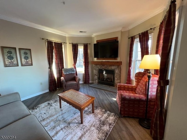 7-11 Maple Cres Unit 11, Vernon Twp, NJ 07462 - living area with wood finished floors, ornamental molding, and a fireplace