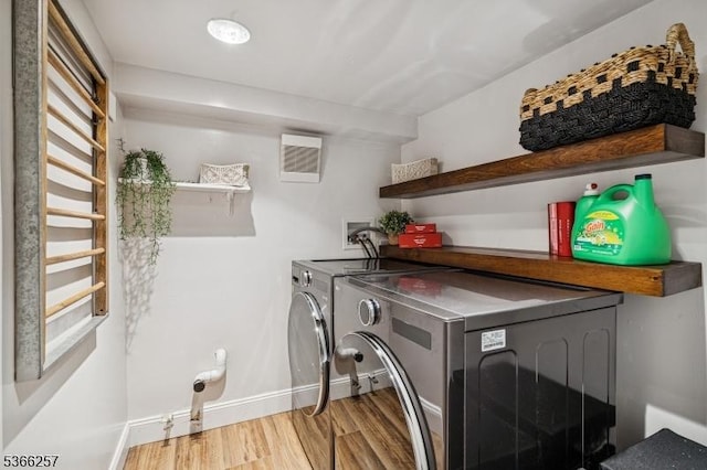 1127 Mountain Ave, Berkeley Heights Twp, NJ 07922 - laundry room with independent washer and dryer and wood finished floors