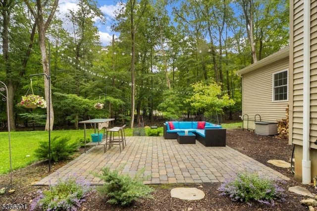 4 Kisling Ave, Hopatcong Boro, NJ 07843 - view of patio / terrace featuring an outdoor hangout area
