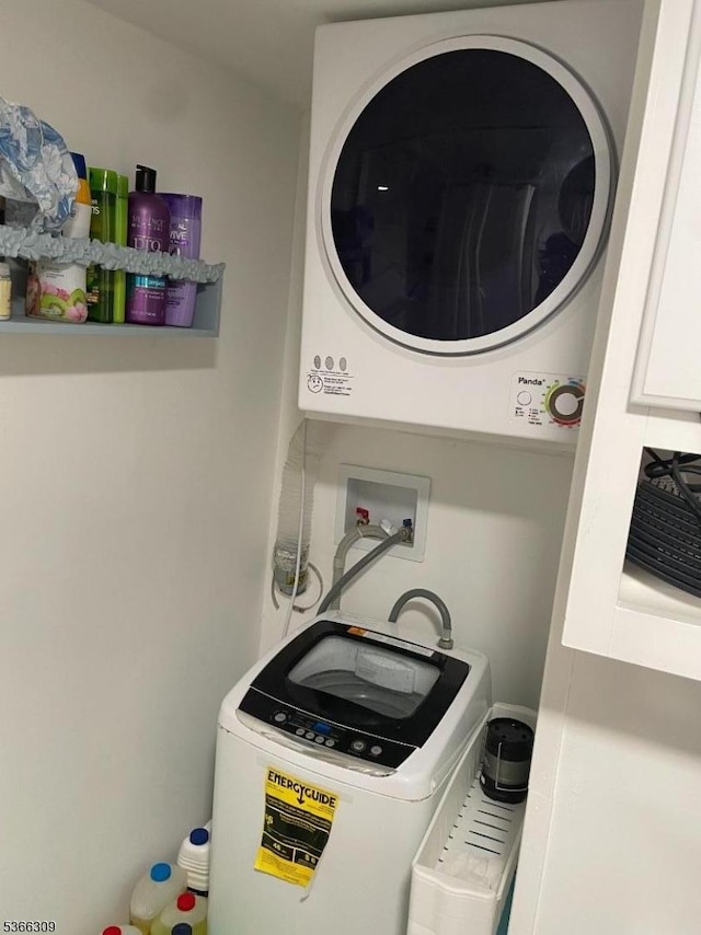 16 Sale St, Moonachie Boro, NJ 07074 - washroom featuring estacked washer and dryer