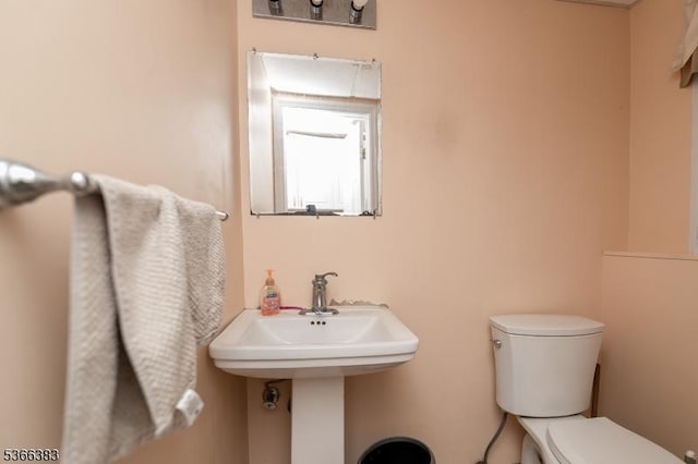 8 Ridge Rd, Independence Twp, NJ 07840 - half bathroom featuring toilet