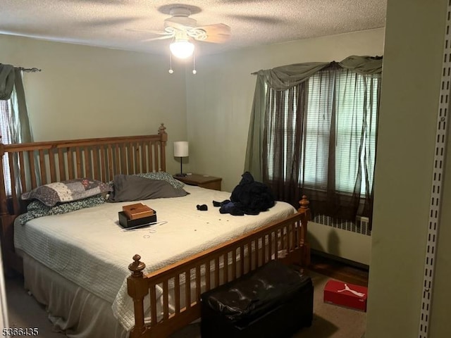 1221 Union St, Linden City, NJ 07036 - bedroom featuring a textured ceiling and a ceiling fan