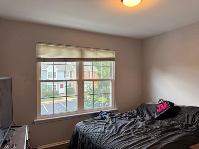 337 Smithwold Rd, Franklin Twp, NJ 08873 - bedroom featuring baseboards