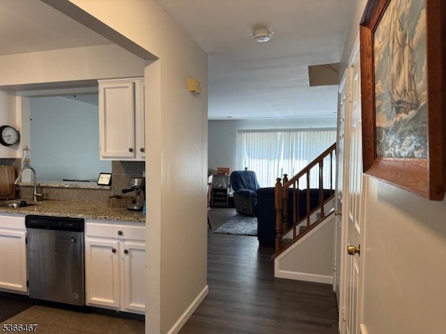 337 Smithwold Rd, Franklin Twp, NJ 08873 - hall featuring dark wood-type flooring and stairs