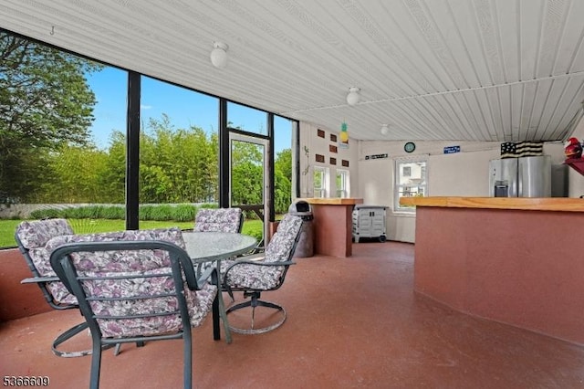 169 Knoll Rd, Parsippany-Troy Hills Twp, NJ 07005 - sunroom / solarium featuring outdoor dining area