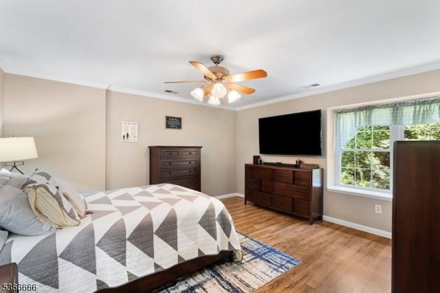44 Peregrine Pt, Hampton Twp, NJ 07860 - bedroom with crown molding, wood finished floors, and ceiling fan