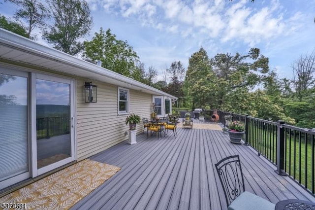 306 W Valley Brook Rd, Washington Twp, NJ 07830 - deck with outdoor dining area
