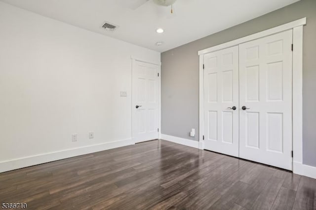 15 Woglum Pl, Berkeley Heights Twp, NJ 07922 - unfurnished bedroom with wood finished floors, a closet, recessed lighting, and a ceiling fan