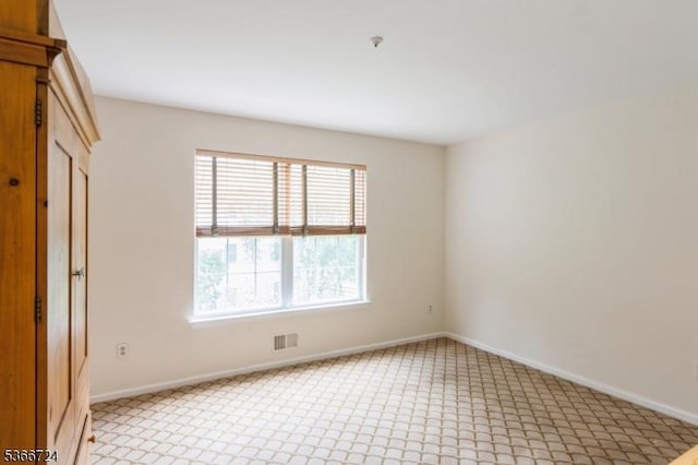 227 Potomac Dr, Bernards Twp, NJ 07920 - unfurnished bedroom featuring light colored carpet and baseboards
