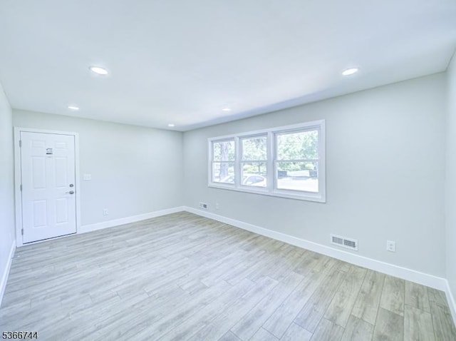 44 Sullivan Way E, Brunswick Twp, NJ 08816 - unfurnished room with light wood-style floors and recessed lighting