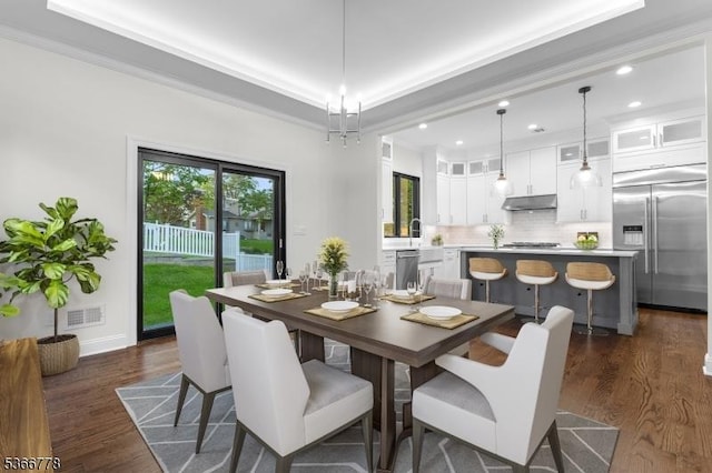 150 Parsippany Blvd, Parsippany-Troy Hills Twp, NJ 07005 - dining area with dark wood-style flooring and recessed lighting