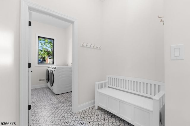150 Parsippany Blvd, Parsippany-Troy Hills Twp, NJ 07005 - laundry area featuring baseboards and washer / clothes dryer