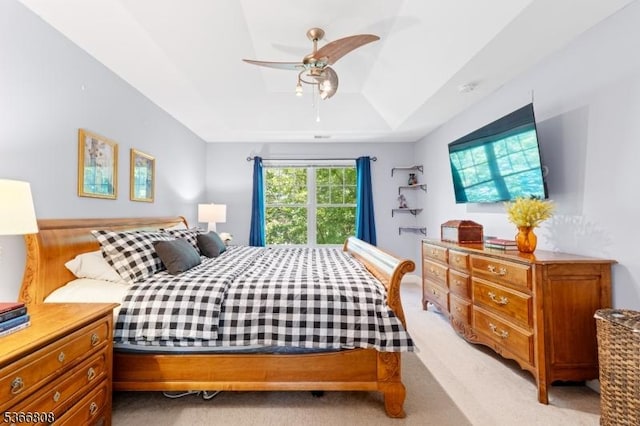 6 Elston Ct, Wanaque Boro, NJ 07420 - bedroom featuring light carpet, a tray ceiling, and a ceiling fan
