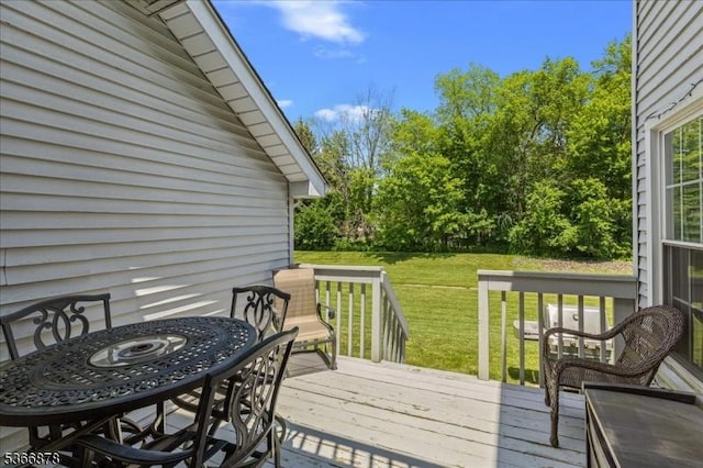 40 Lancelot Dr, Berkeley Heights Twp, NJ 07922 - wooden deck featuring a lawn