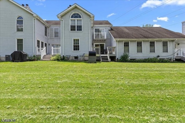 40 Lancelot Dr, Berkeley Heights Twp, NJ 07922 - rear view of property with a lawn and a deck