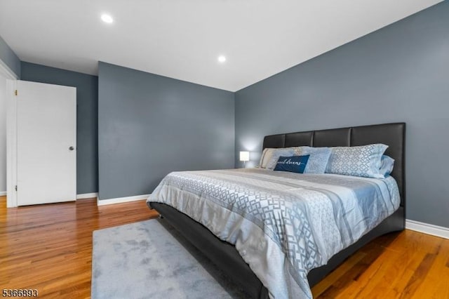 357 Minute Arms Rd, Union Twp, NJ 07083 - bedroom with wood finished floors and recessed lighting