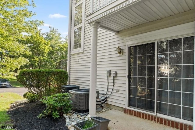 4106 Dilts Ln, Bridgewater Twp, NJ 08807 - property entrance