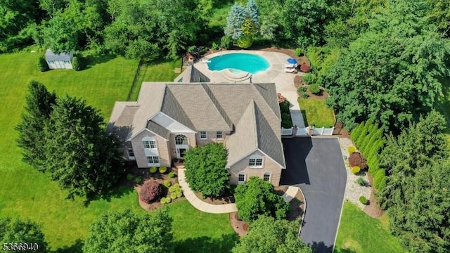 24 Montfort Dr, Montgomery Twp, NJ 08502 - view from above of property with a pool area