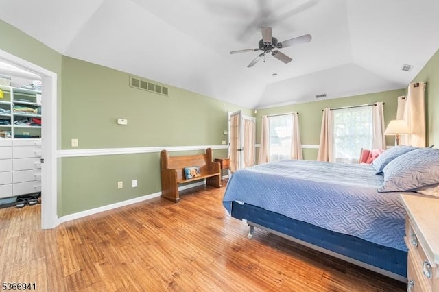 21 Partridge Rd, Readington Twp, NJ 08822 - bedroom with light wood-style floors, a spacious closet, ceiling fan, and vaulted ceiling