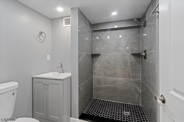 204 Christopher St, Hackettstown Town, NJ 07840 - bathroom with a tile shower and vanity