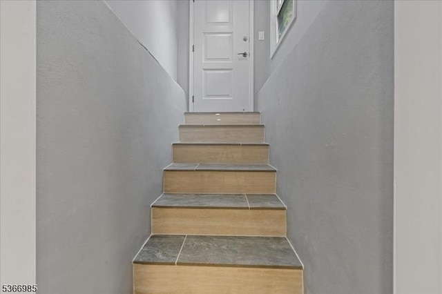 204 Christopher St, Hackettstown Town, NJ 07840 - view of stairs