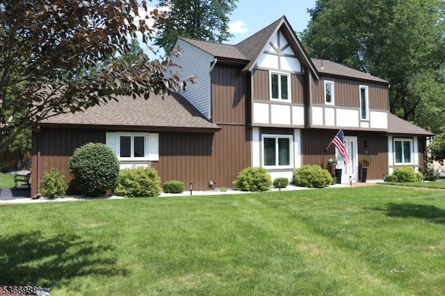 11 Washington St, Mount Olive Twp, NJ 07828 - view of front of house featuring roof with shingles and a front yard