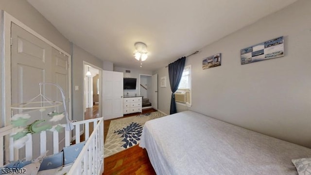 979 Lorraine Ave, Union Twp, NJ 07083 - bedroom featuring wood finished floors and cooling unit