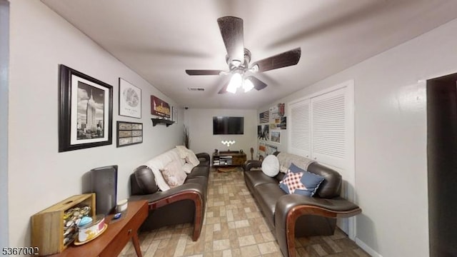 979 Lorraine Ave, Union Twp, NJ 07083 - living area with ceiling fan