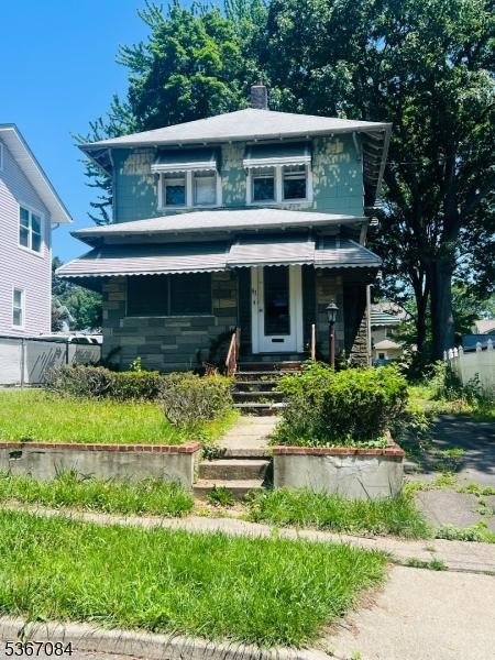 81 Franklin Rd, Teaneck Twp, NJ 07666 - traditional style home featuring a chimney