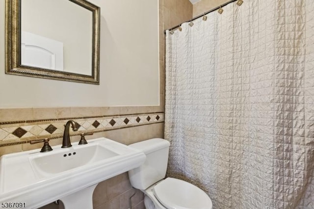 1 Bates Way, Westfield Town, NJ 07090 - bathroom featuring tile walls, a wainscoted wall, and a shower with curtain