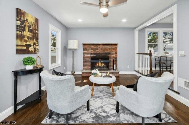 945 Wendy Ct, Union Twp, NJ 07083 - living area with wood finished floors, a ceiling fan, a fireplace, and recessed lighting
