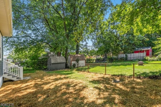 945 Wendy Ct, Union Twp, NJ 07083 - fenced backyard with a shed and stairs