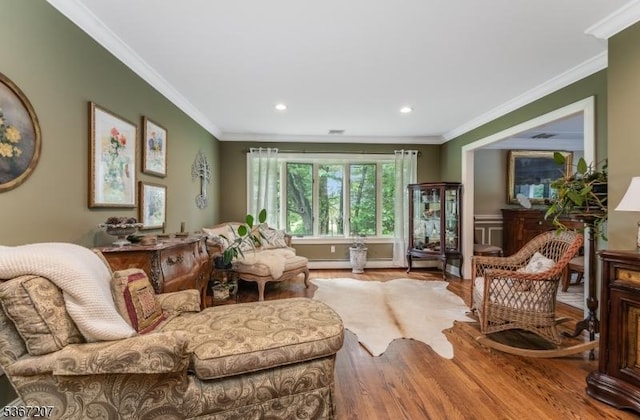 1117 Califon Cokesbury Rd, Lebanon Twp, NJ 08833 - living area featuring wood finished floors, ornamental molding, and recessed lighting
